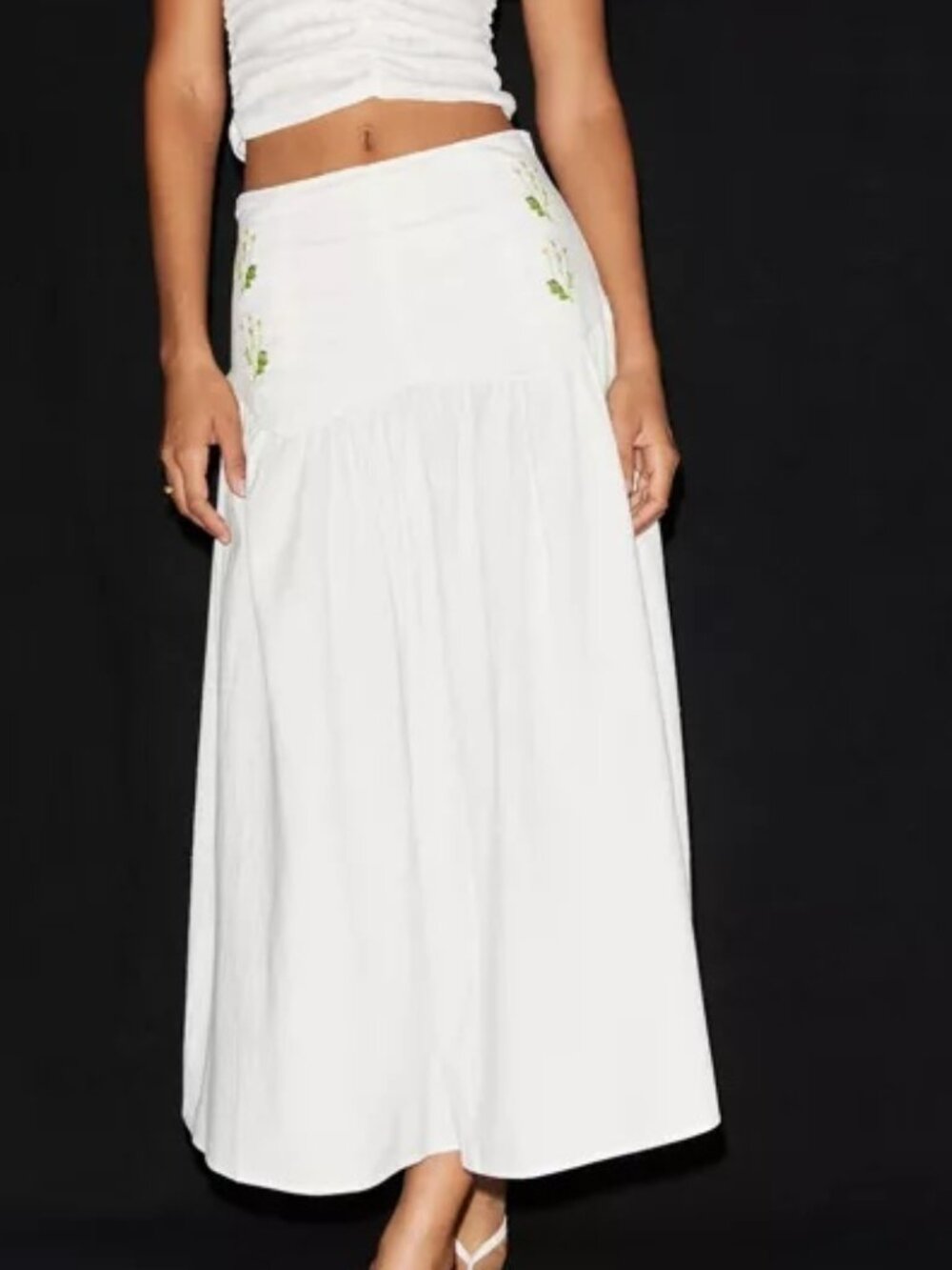 Lisa Says Gah Penny Midi Skirt Ivory Embroidered Daisy Drop Waist Cotton, S
